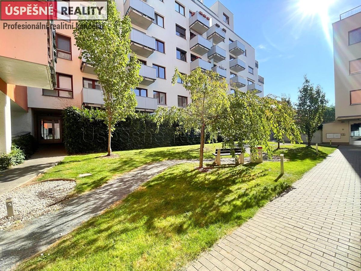Pronájem bytu 2+kk 52 m²