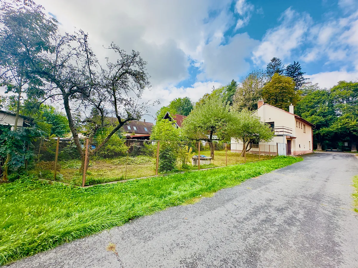 Prodej rodinného domu 240 m², pozemek 489 m²