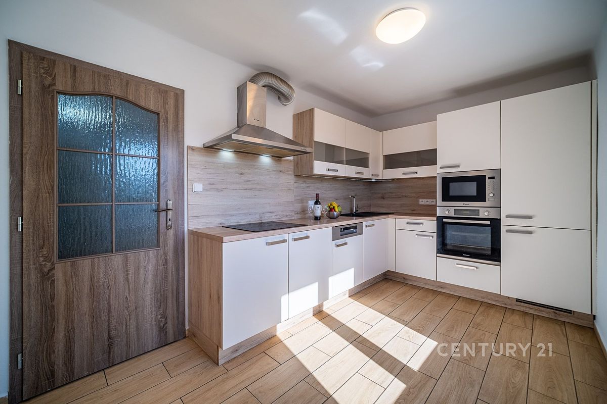 Pronájem bytu 2+1 61 m²