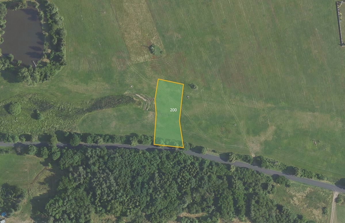 Prodej pole 15954 m², Drahlín – fotka 1 z 3