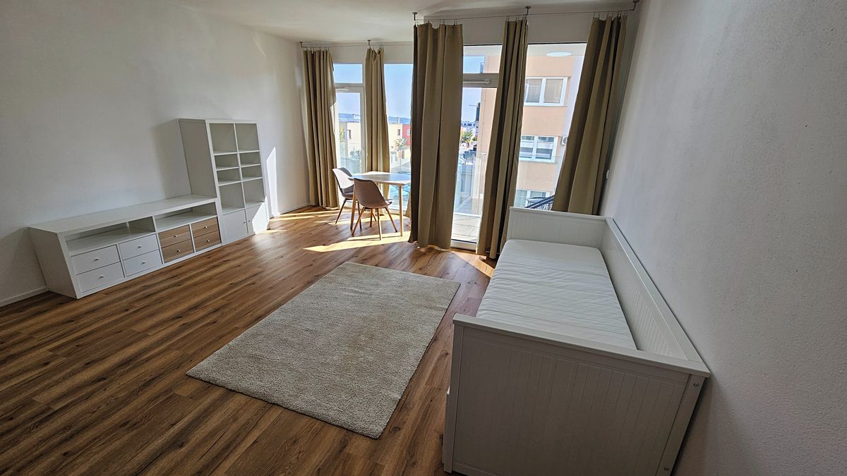 Pronájem bytu 1+kk 35 m², Znojmo – fotka 1 z 3