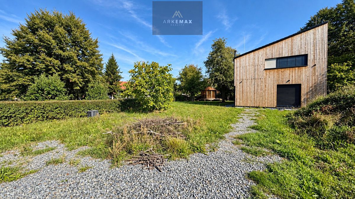 Prodej rodinného domu 130 m², pozemek 1084 m² 4