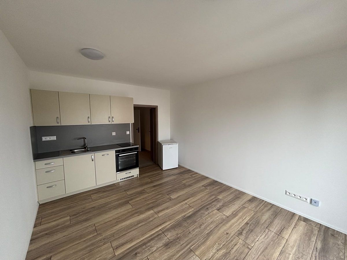 Pronájem bytu 1+kk 27 m², Mohelnice – fotka 1 z 3