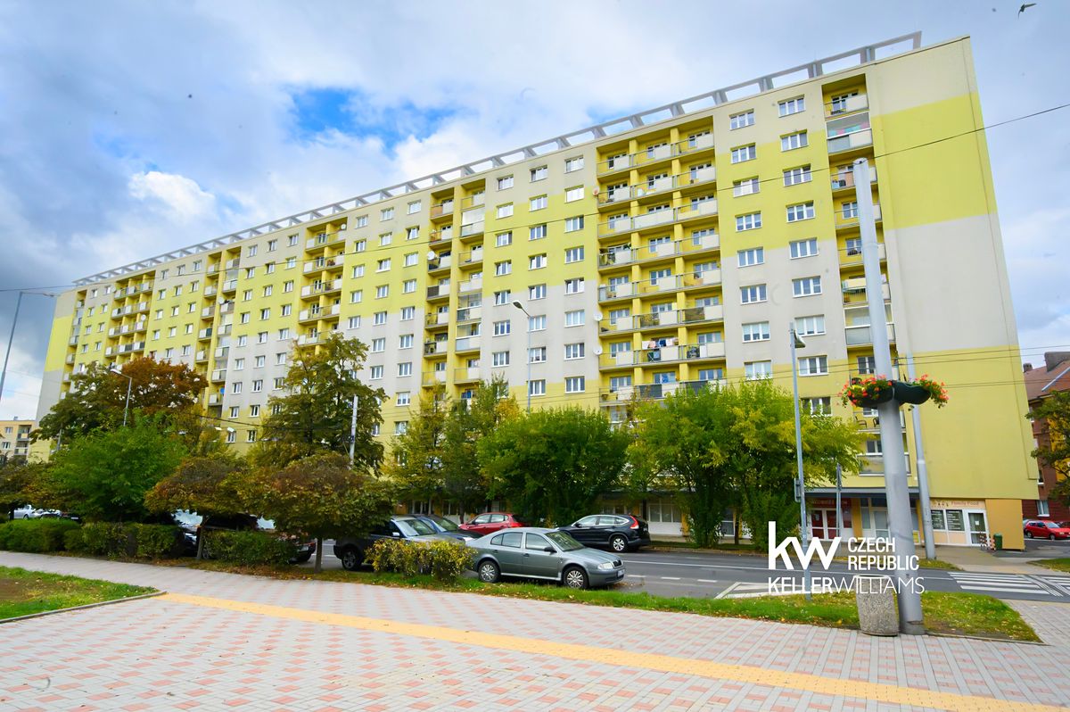Prodej bytu 2+1 53 m², Teplice – fotka 1 z 3