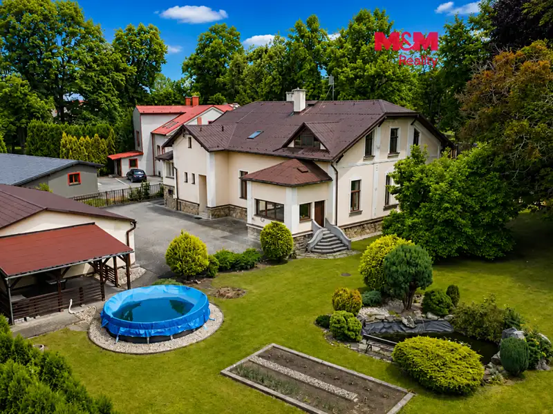 Prodej rodinného domu 400 m², pozemek 2149 m², Karviná – náhled fotky 1