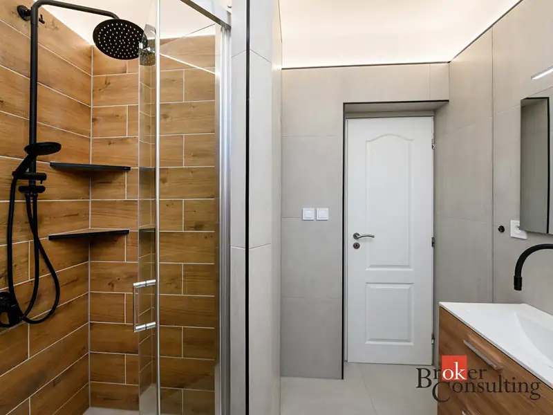 Prodej rodinného domu 142 m², pozemek 244 m², Štěnovice – náhled fotky 3