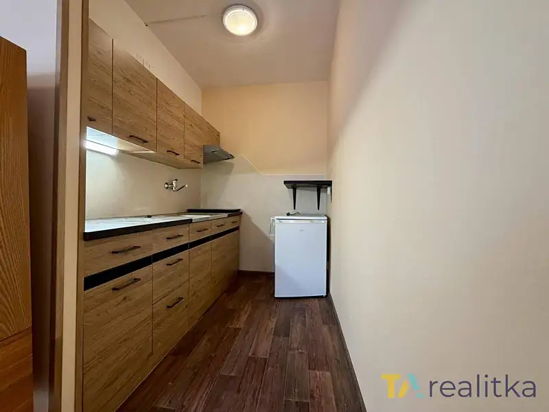 Pronájem bytu 1+kk 31 m², Orlová – náhled fotky 2