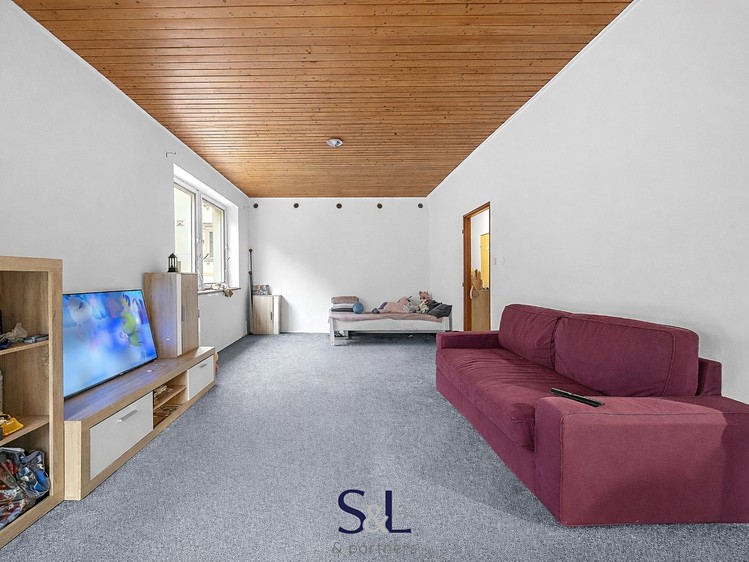 Gewerbefläche zum Kauf, 2.098 m² (27 von 42)