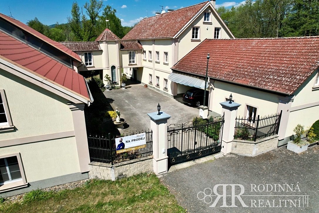 Prodej vícegeneračního domu 1000 m², pozemek 5534 m², Karlovy Vary – fotka 1 z 3