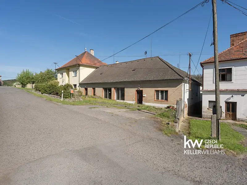 Prodej rodinného domu 300 m², pozemek 638 m², Liblín – náhled fotky 3