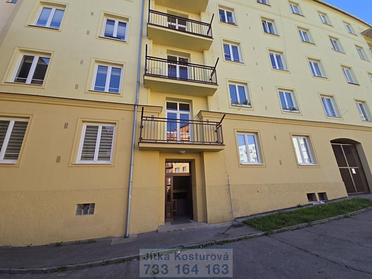Wohnung 1+1 zum Kauf, 41 m² (17 von 18)