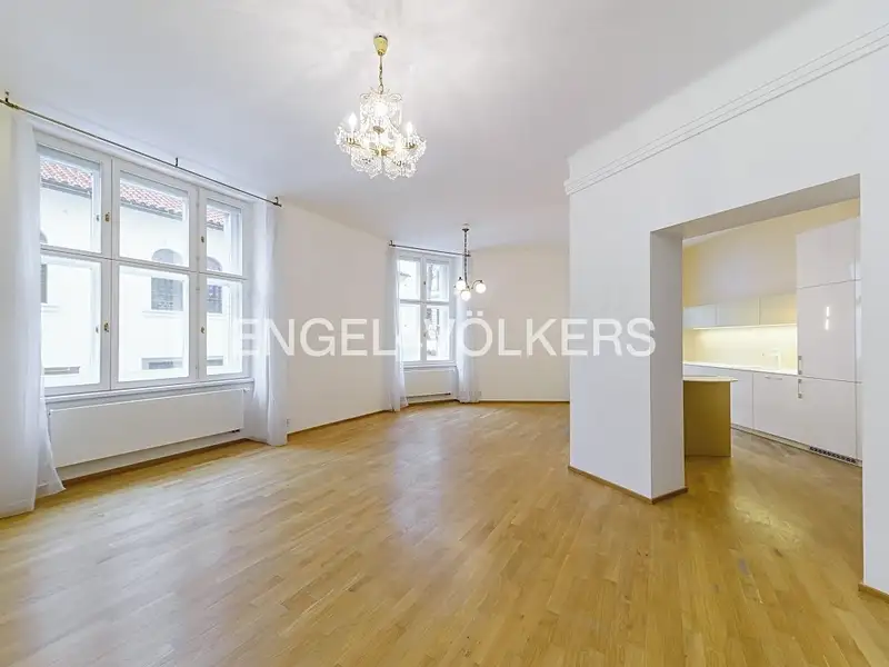 Pronájem bytu 3+kk 137 m², Praha – náhled fotky 1