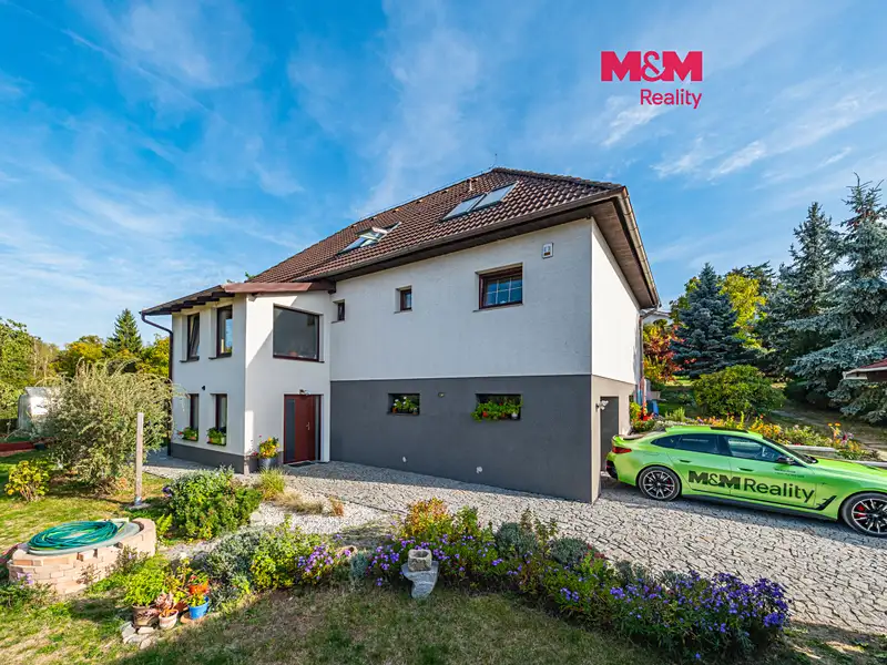 Prodej rodinného domu 275 m², pozemek 1714 m², Psáry – náhled fotky 1