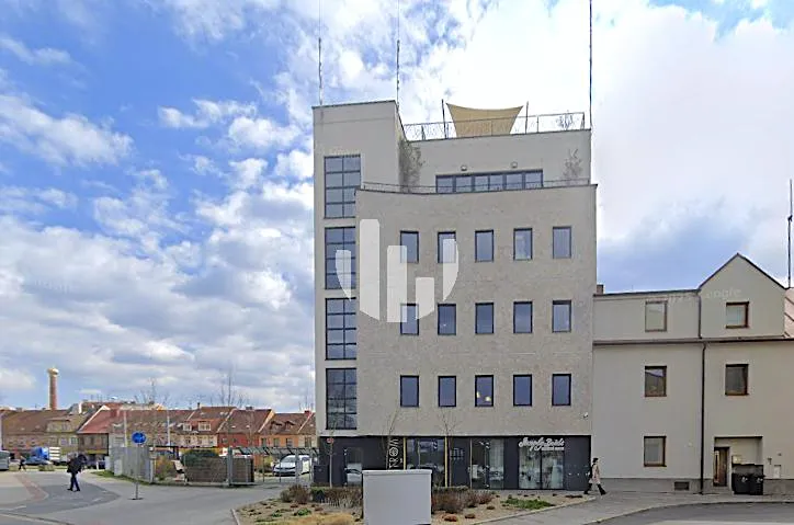 Pronájem kanceláře 150 m²