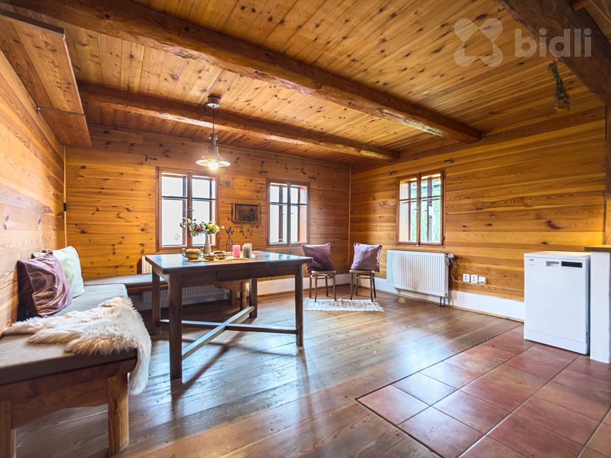Prodej chalupy 121 m², pozemek 4485 m², Veliny – fotka 1 z 3