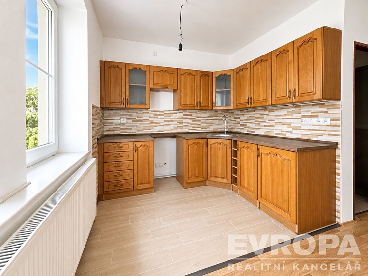 Prodej domu, 210 m² (11 z 15)