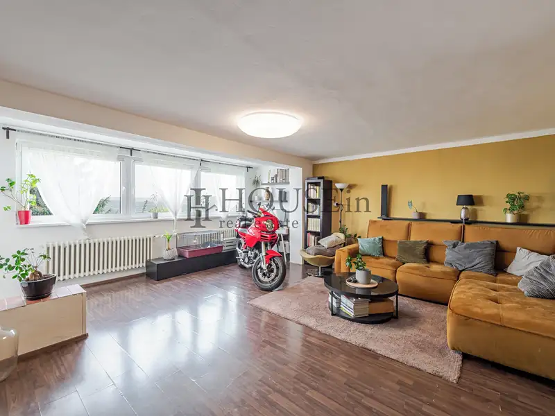 Prodej rodinného domu 192 m², pozemek 1249 m², Praha – náhled fotky 2
