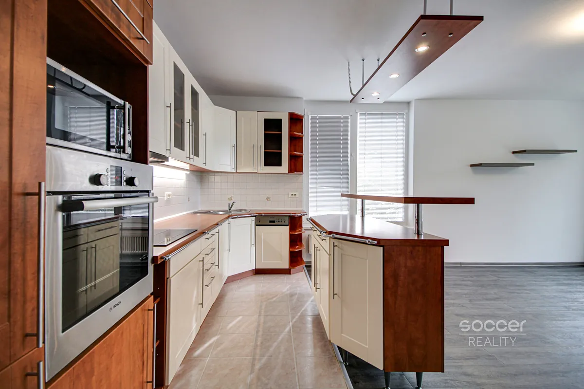Pronájem bytu 2+kk 63 m²