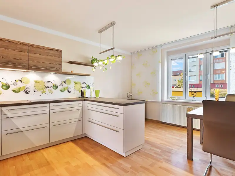 Prodej vícegeneračního domu 250 m², pozemek 542 m², Beroun – náhled fotky 2