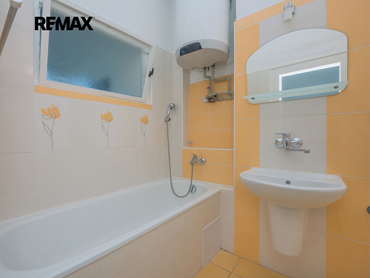 Wohnung 3+kk zum Kauf, 77 m² (9 von 21)