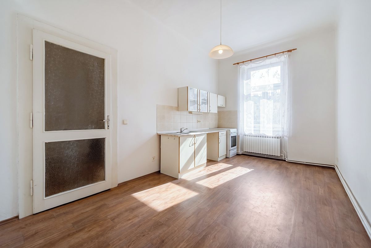 Prodej bytu 1+1 58 m², Praha – fotka 1 z 3