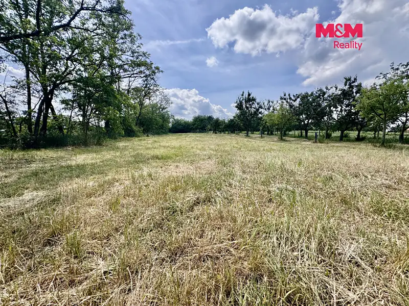 Prodej zahrady 832 m², Drnholec – náhled fotky 3