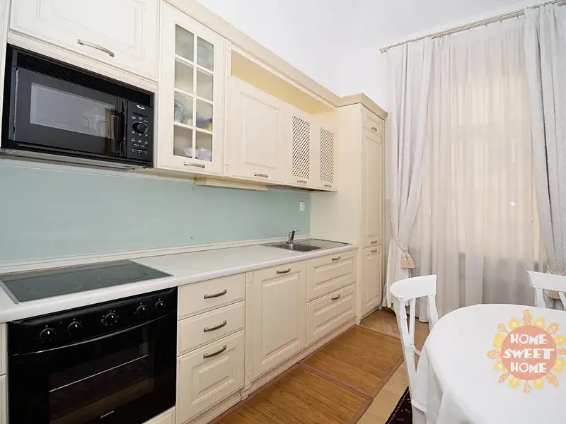 Pronájem bytu 3+kk 76 m², Praha – náhled fotky 3