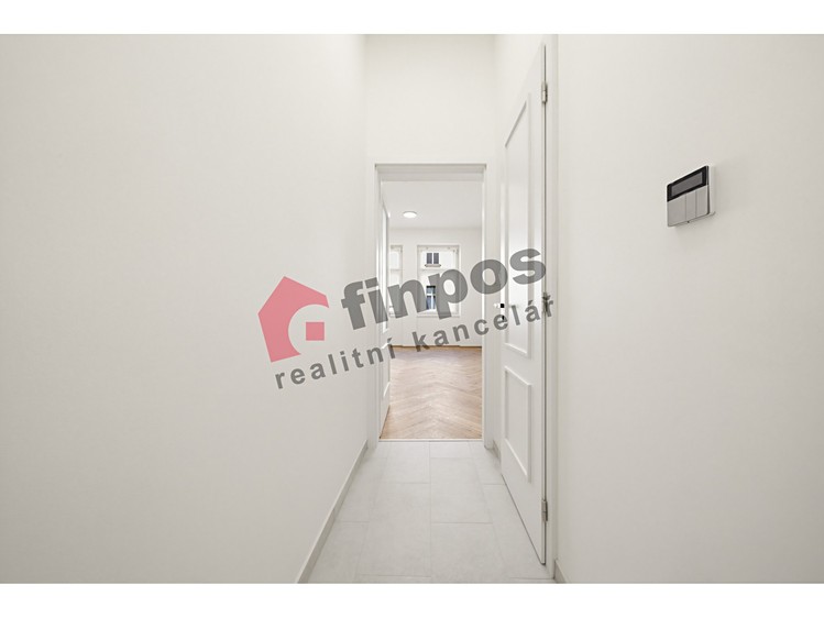 Pronájem bytu 1+kk, 27 m² (11 z 17)