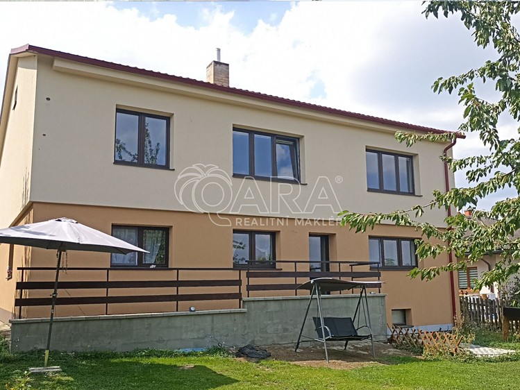 Pronájem bytu 4+1, 90 m² (1 z 28)