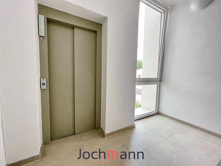 Pronájem bytu 2+kk, 48 m² (10 z 13)