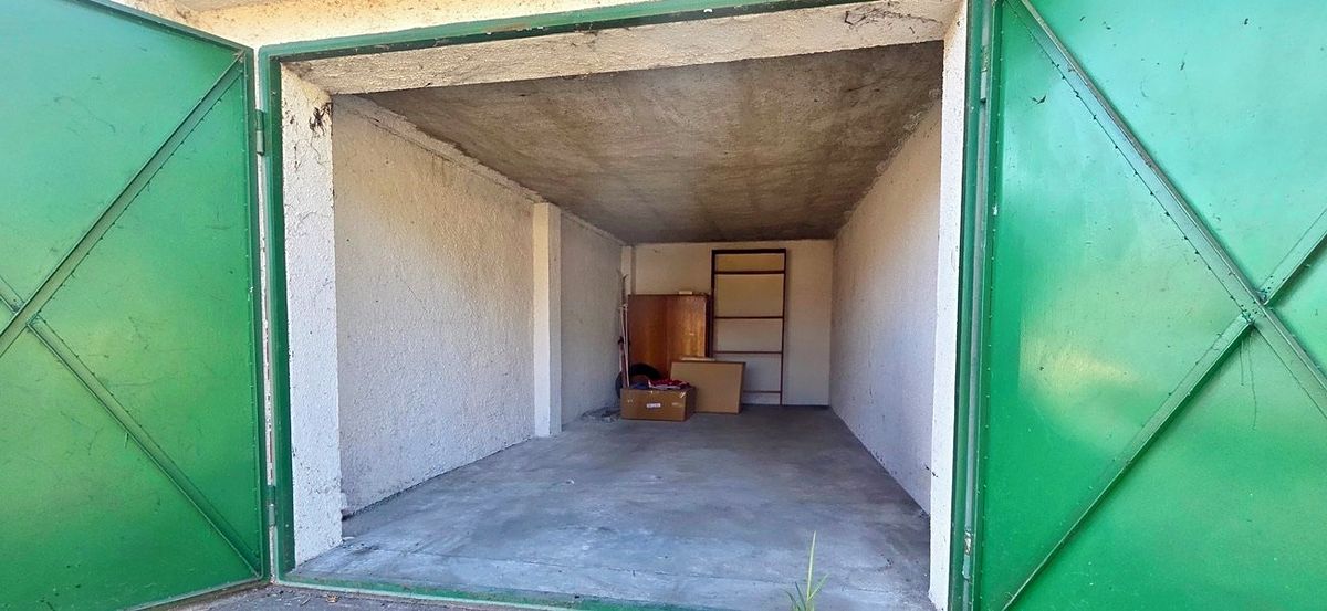 Prodej garáže 18 m² – fotografie 2