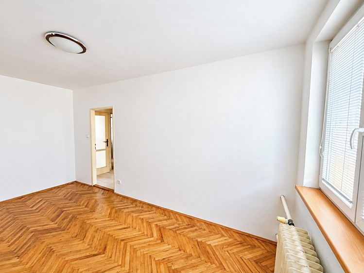 Prodej bytu 3+1, 56 m² (8 z 17)