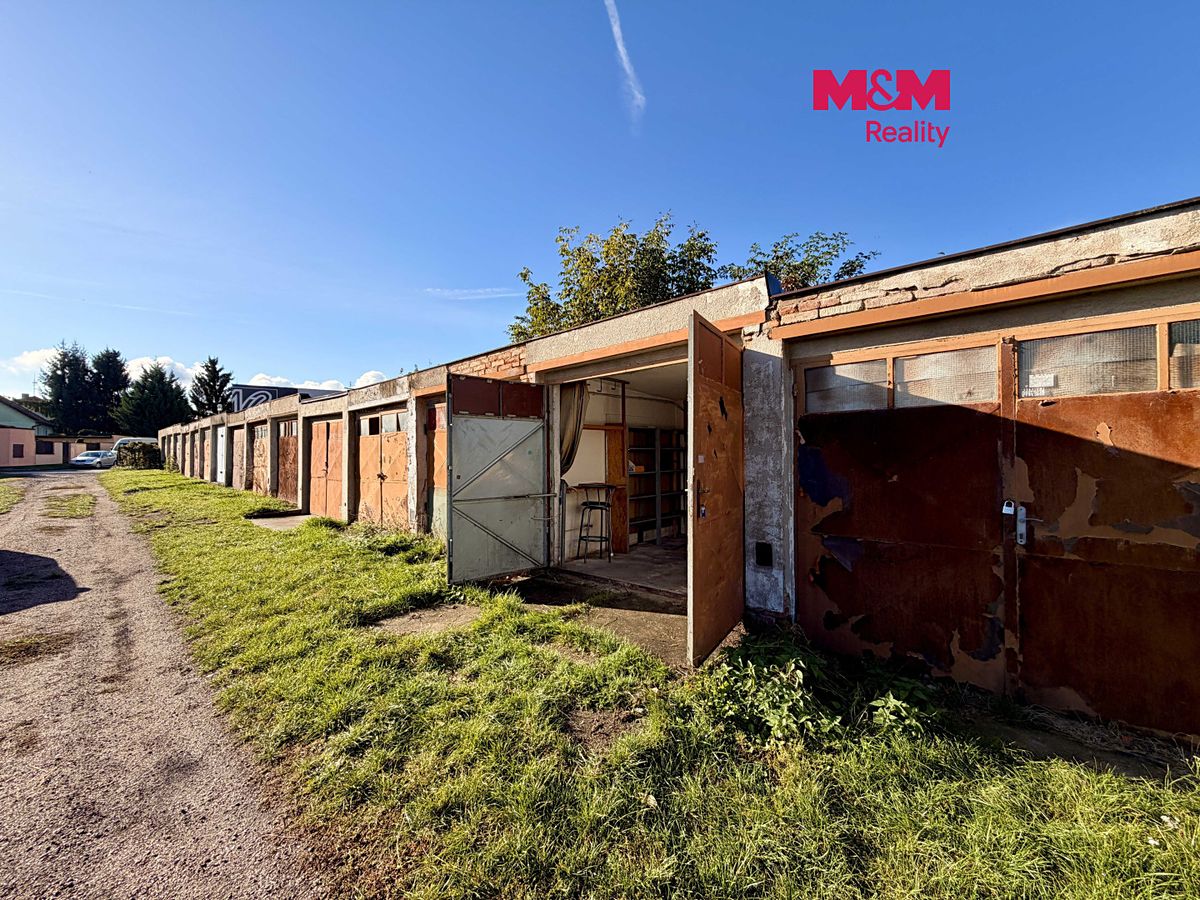 Prodej garáže 19 m², Praha – fotka 1 z 3
