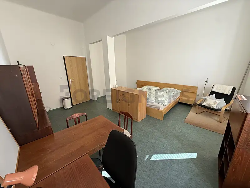 Pronájem bytu 2+1 60 m², Hradec Králové – náhled fotky 2