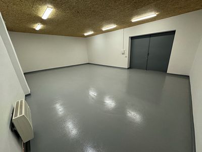 Pronájem skladového prostoru 74 m²