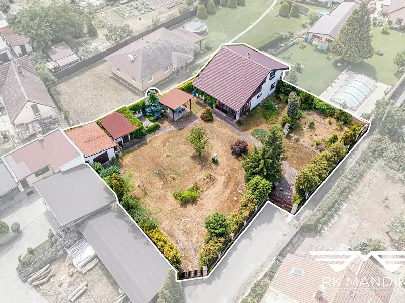 Prodej rodinného domu 132 m², pozemek 1004 m², Mělník – náhled fotky 1