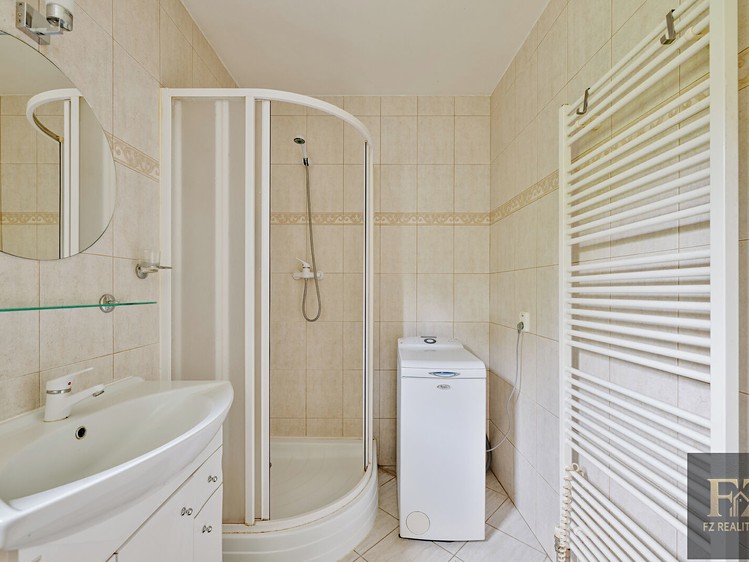 Prodej domu, 159 m² (12 z 35)
