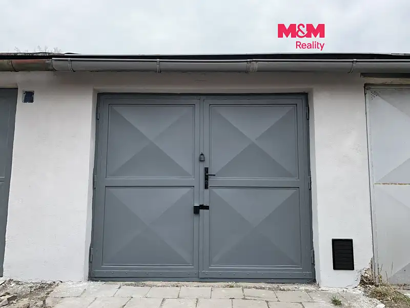 Pronájem garáže 17 m², Ostrava – náhled fotky 1