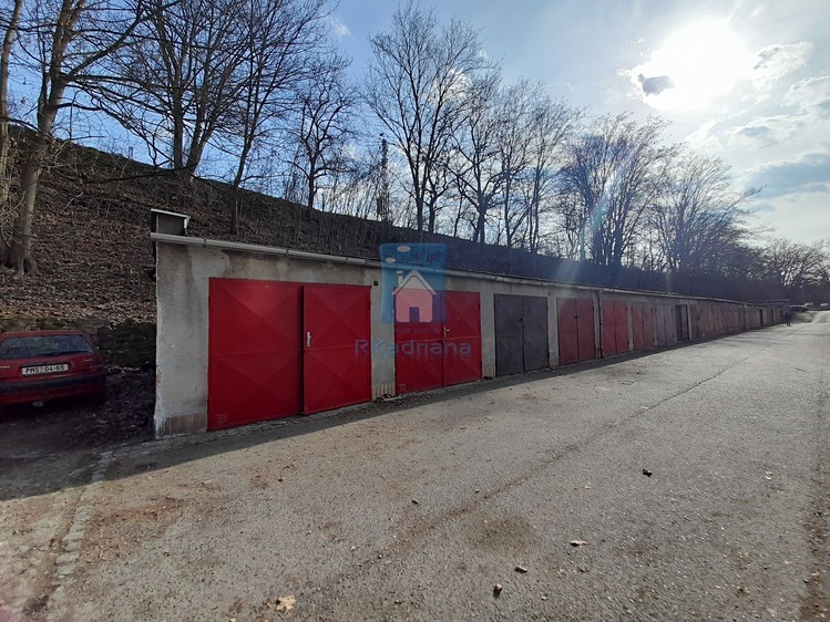 Нерухомість в оренду, 16 м² (2 з 6)