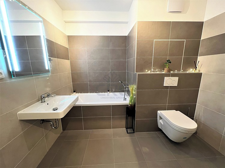 Pronájem bytu 2+kk, 63 m² (15 z 30)