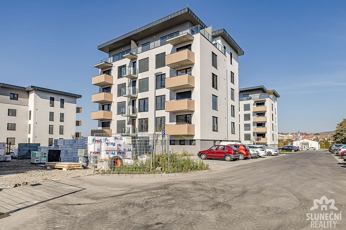 Pronájem bytu 2+kk 53 m² – fotografie 5