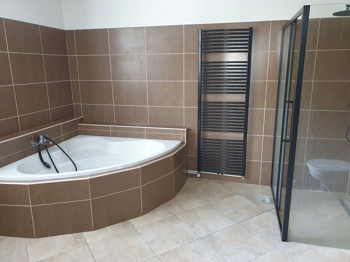 Pronájem bytu 3+kk 120 m² – fotografie 2