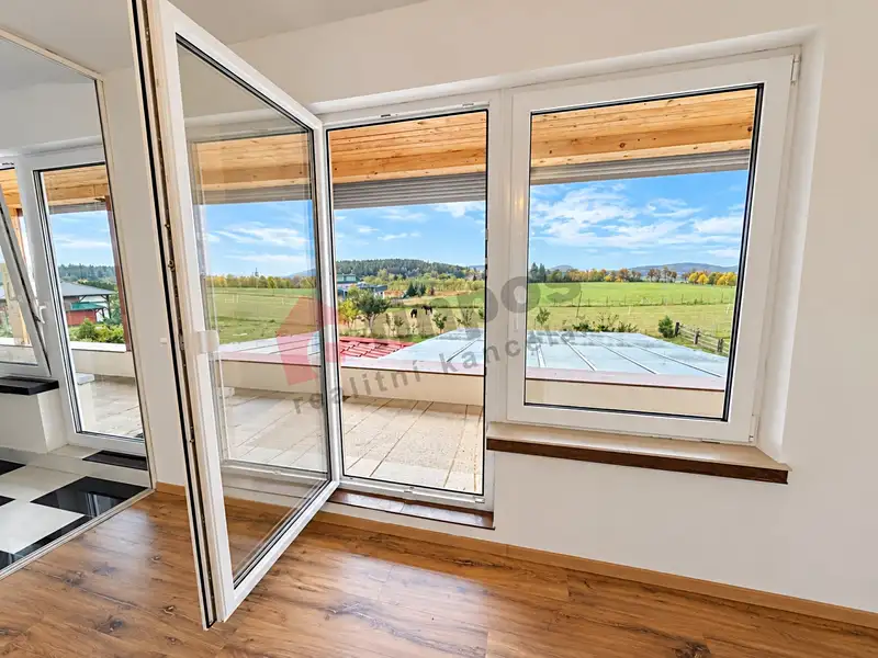 Pronájem bytu 2+kk 98 m², Vlašim – náhled fotky 2