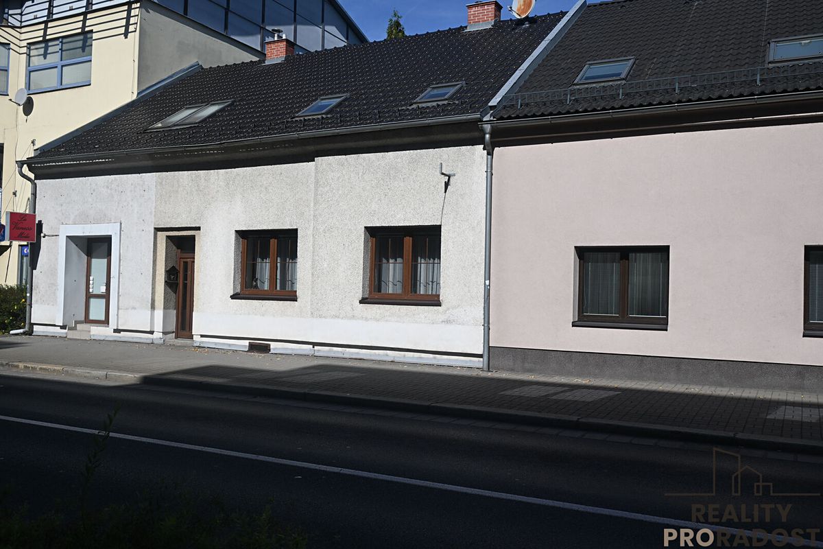 Prodej obchodního prostoru 250 m²