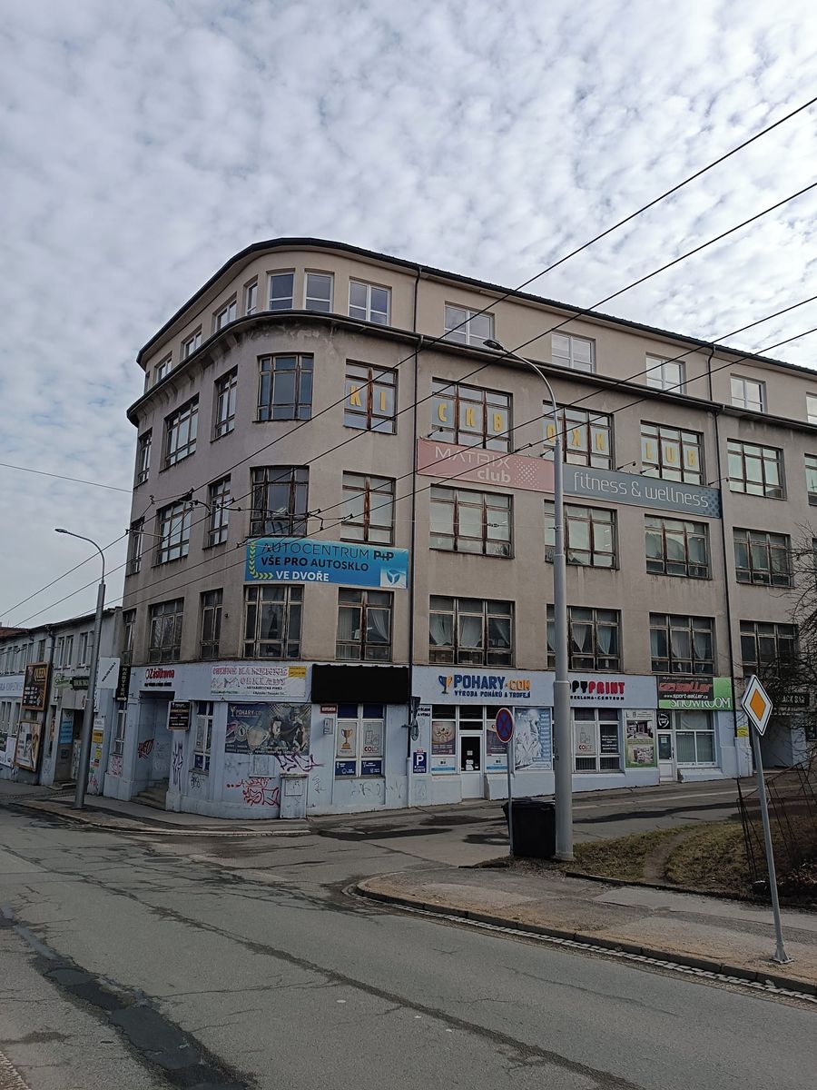 Pronájem obchodního prostoru 108 m² – fotografie 4