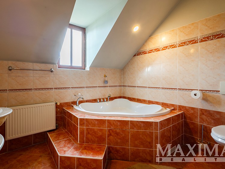 Будинок на продаж, 378 м² (12 з 30)