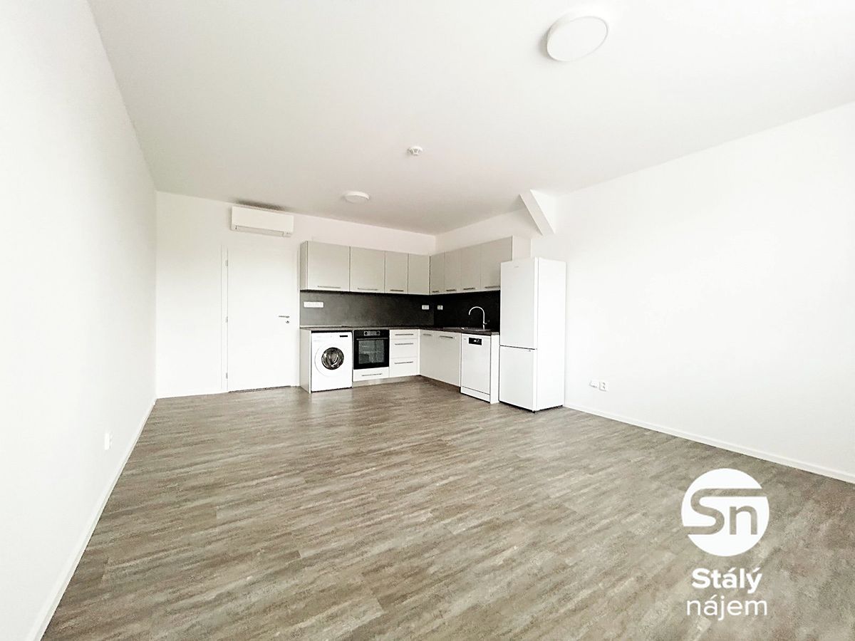Pronájem bytu 1+kk 34 m²