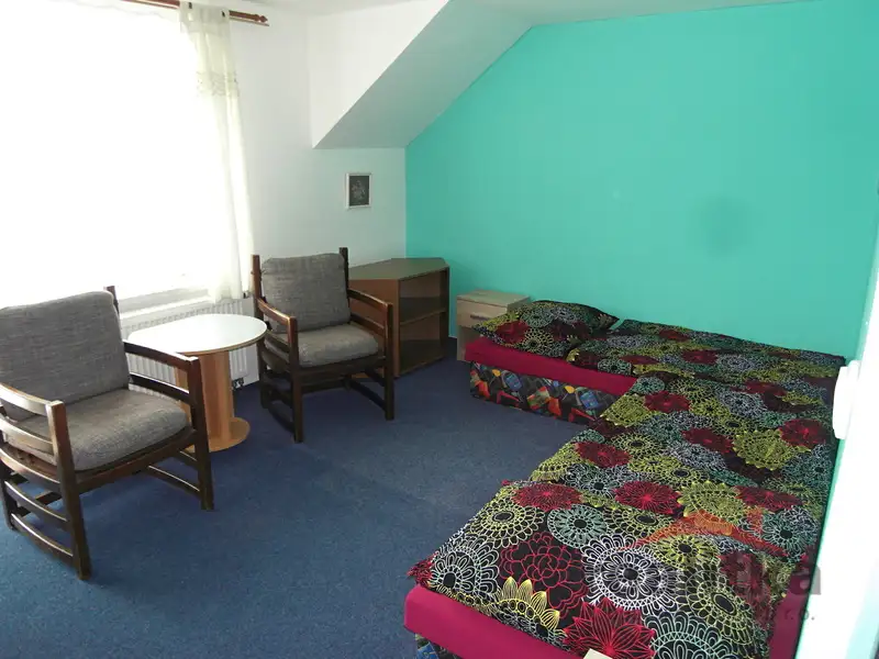 Pronájem bytu pokoje 20 m², Opava – náhled fotky 2