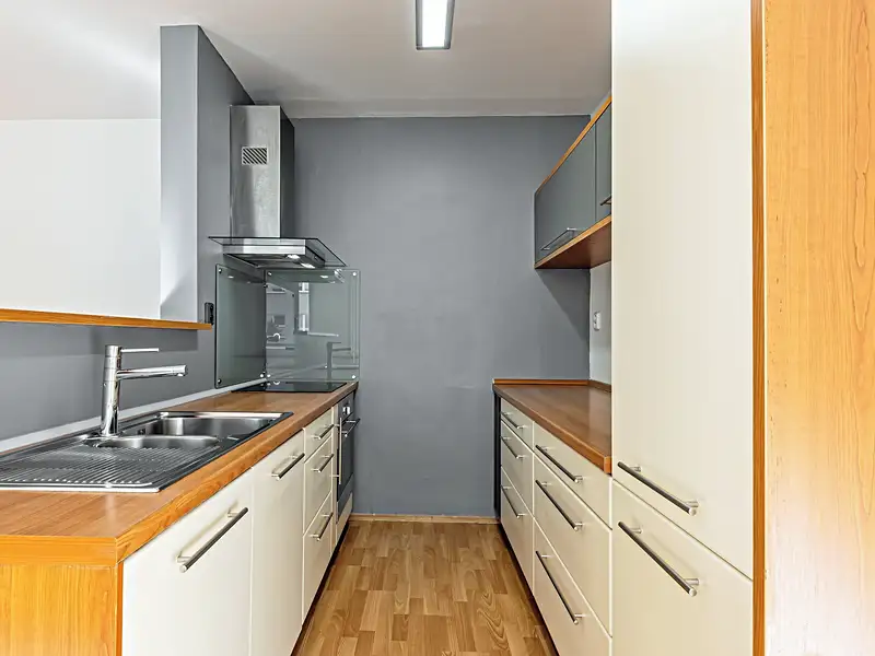 Pronájem bytu 3+kk 75 m², Praha – náhled fotky 3