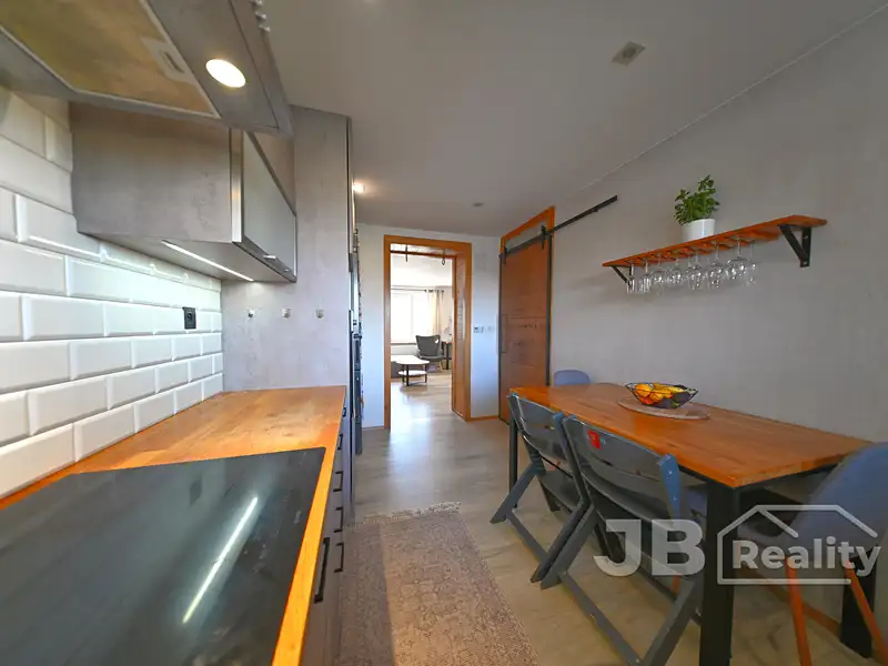 Prodej bytu 3+1 60 m², Lužice – náhled fotky 3